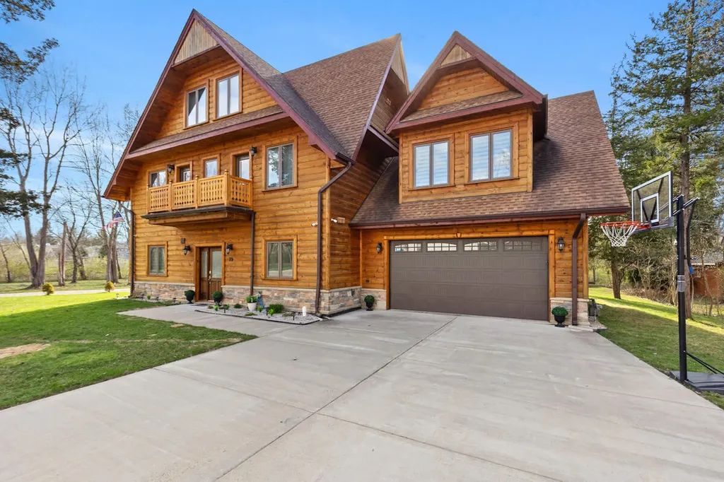 79 Pershing Street Casco Township MI 49090