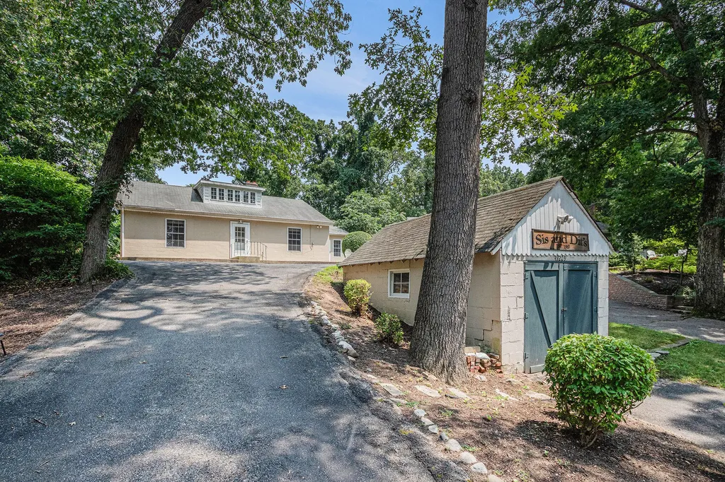 49209 Howard Avenue Grand Beach Village MI 49117