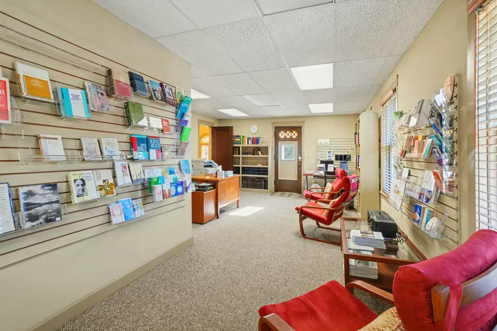 624 Phoenix Street South Haven City MI 49090