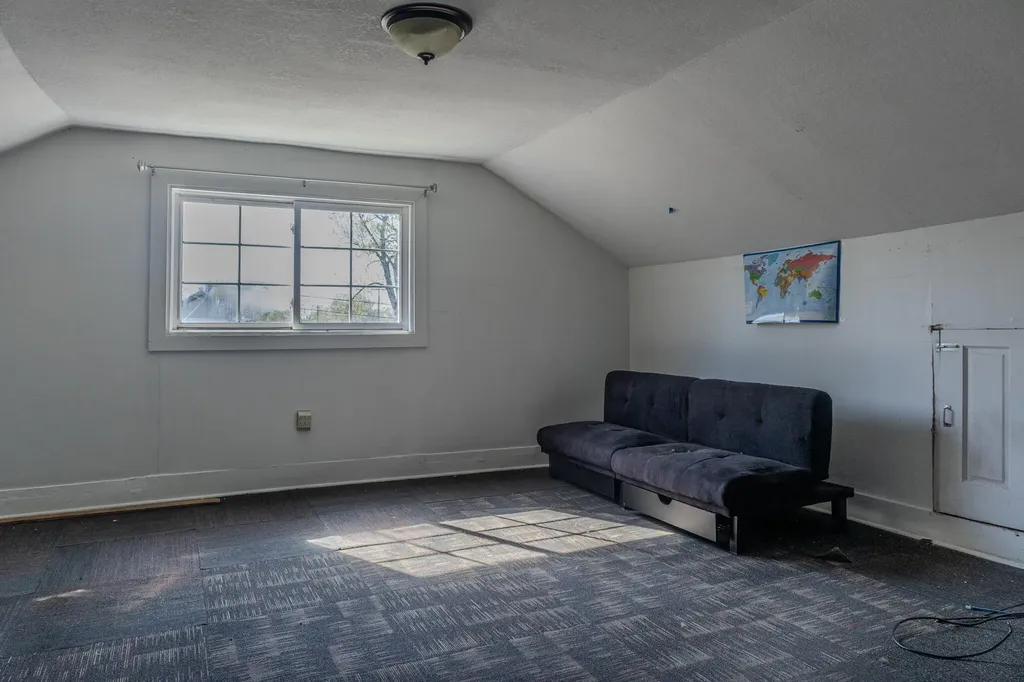 409 S Haver Street Hartford City MI 49057