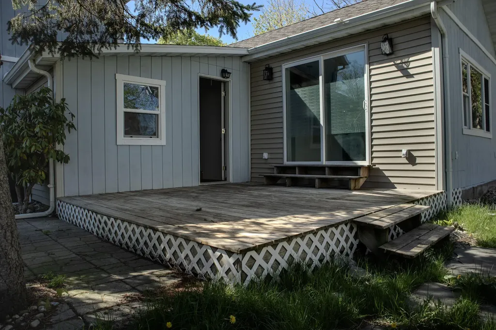 409 S Haver Street Hartford City MI 49057