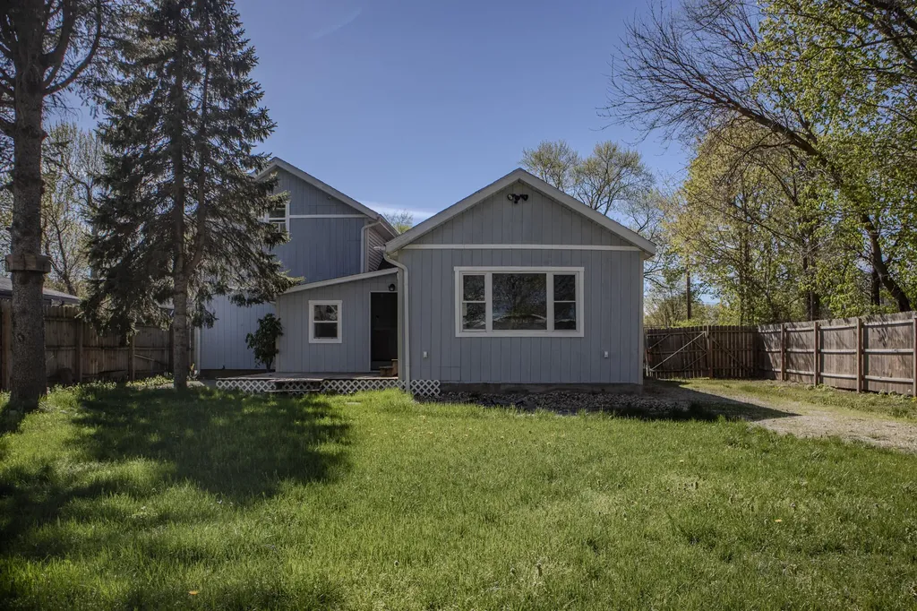 409 S Haver Street Hartford City MI 49057