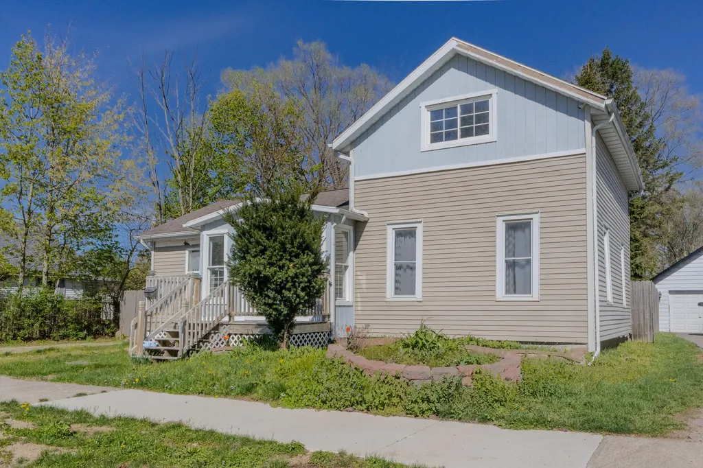 409 S Haver Street Hartford City MI 49057