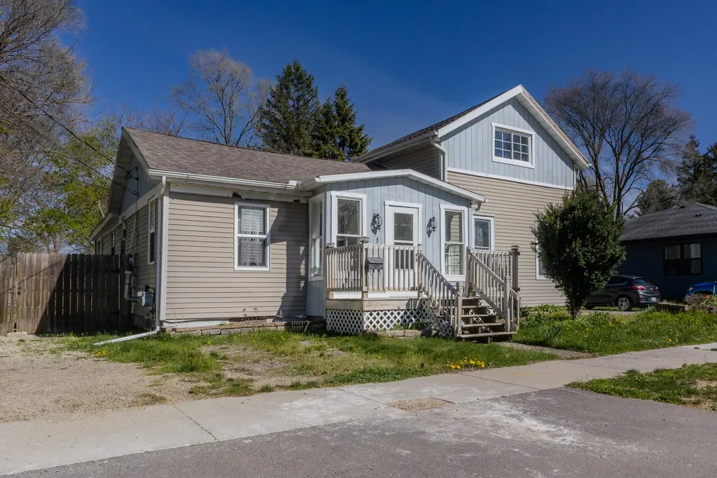 409 S Haver Street Hartford City MI 49057