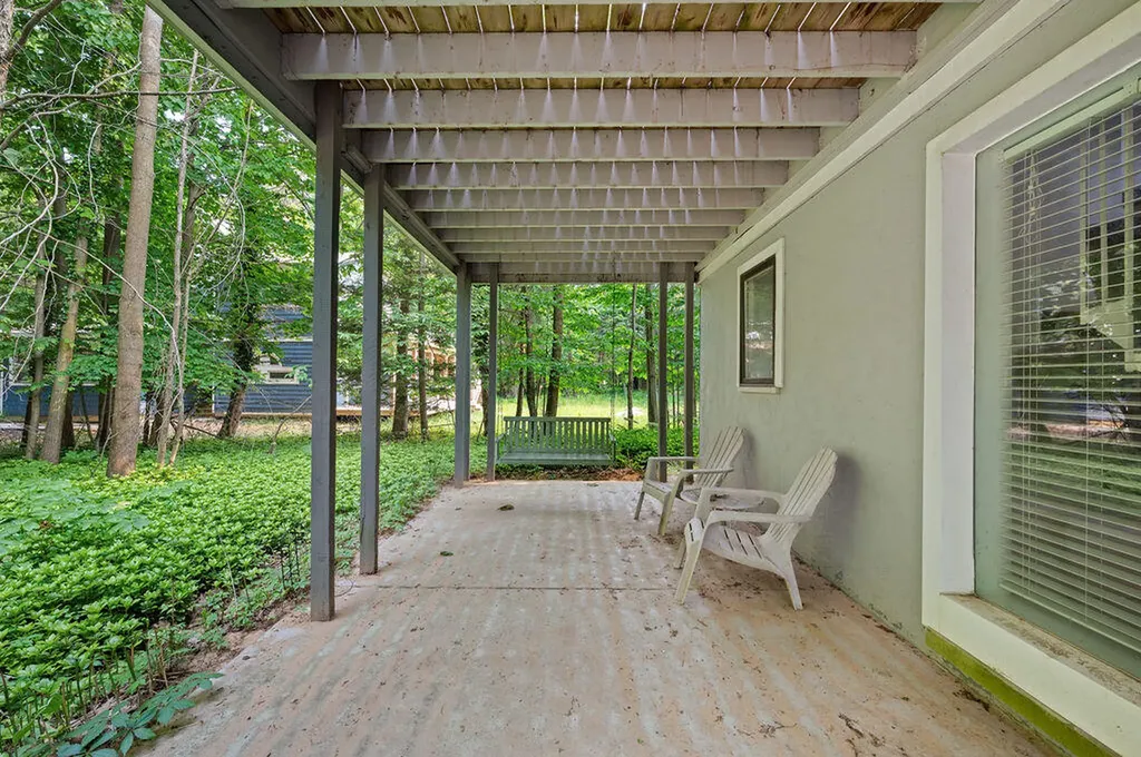 1140 Edgewater Terrace Casco Township MI 49090