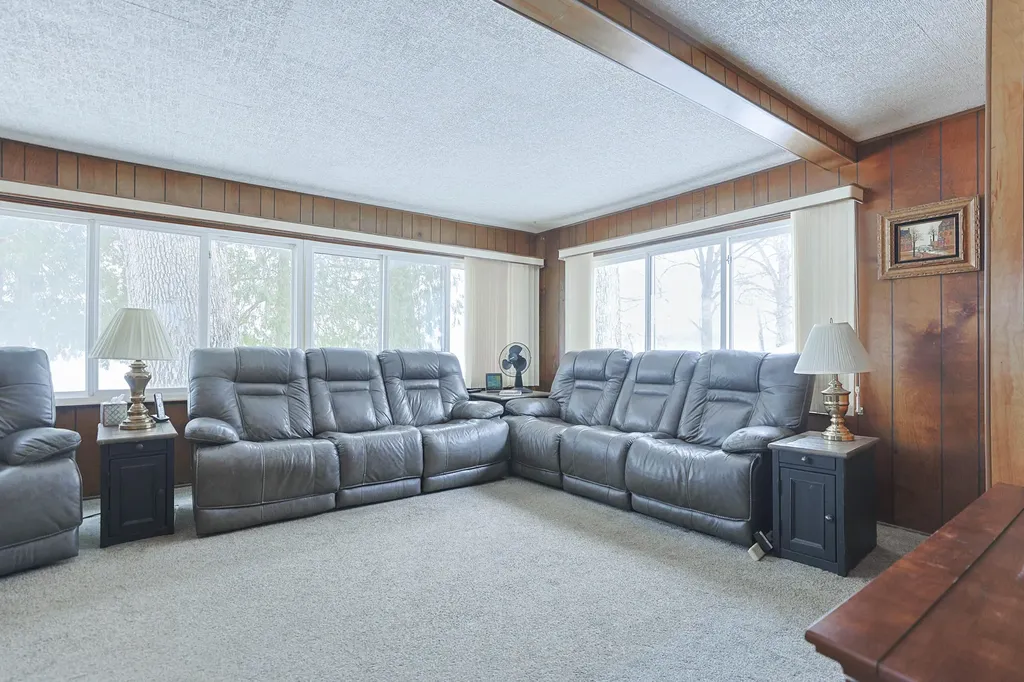 15899 Lakeview Drive Buchanan Township MI 49107