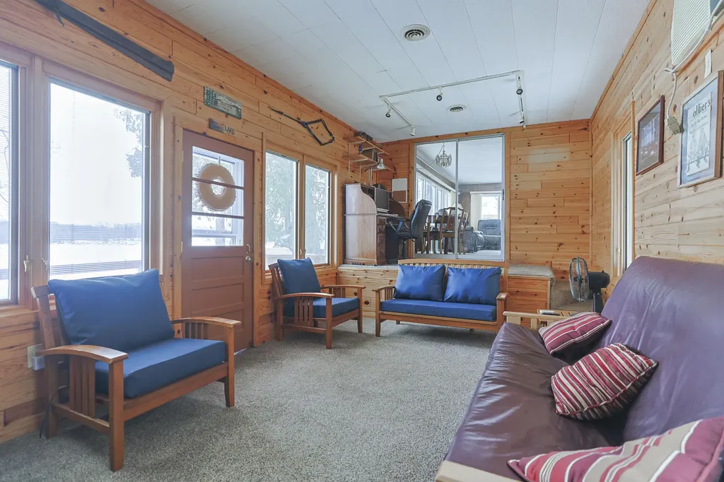 15899 Lakeview Drive Buchanan Township MI 49107