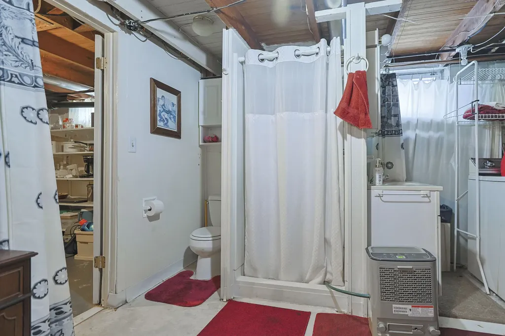 15899 Lakeview Drive Buchanan Township MI 49107