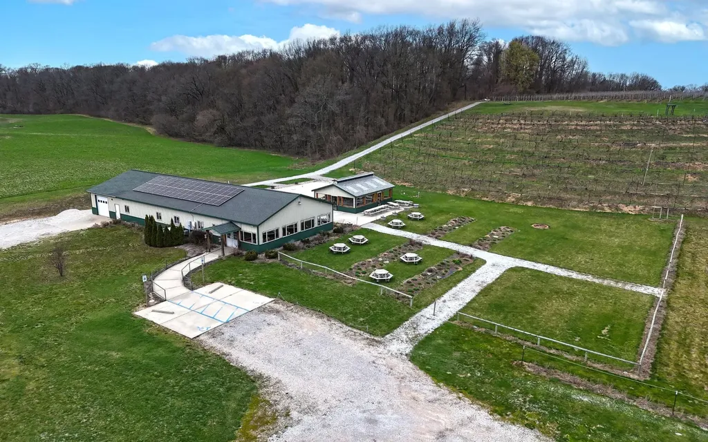7785 Hill Road Bainbridge Township MI 49098