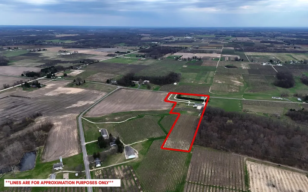 7785 Hill Road Bainbridge Township MI 49098