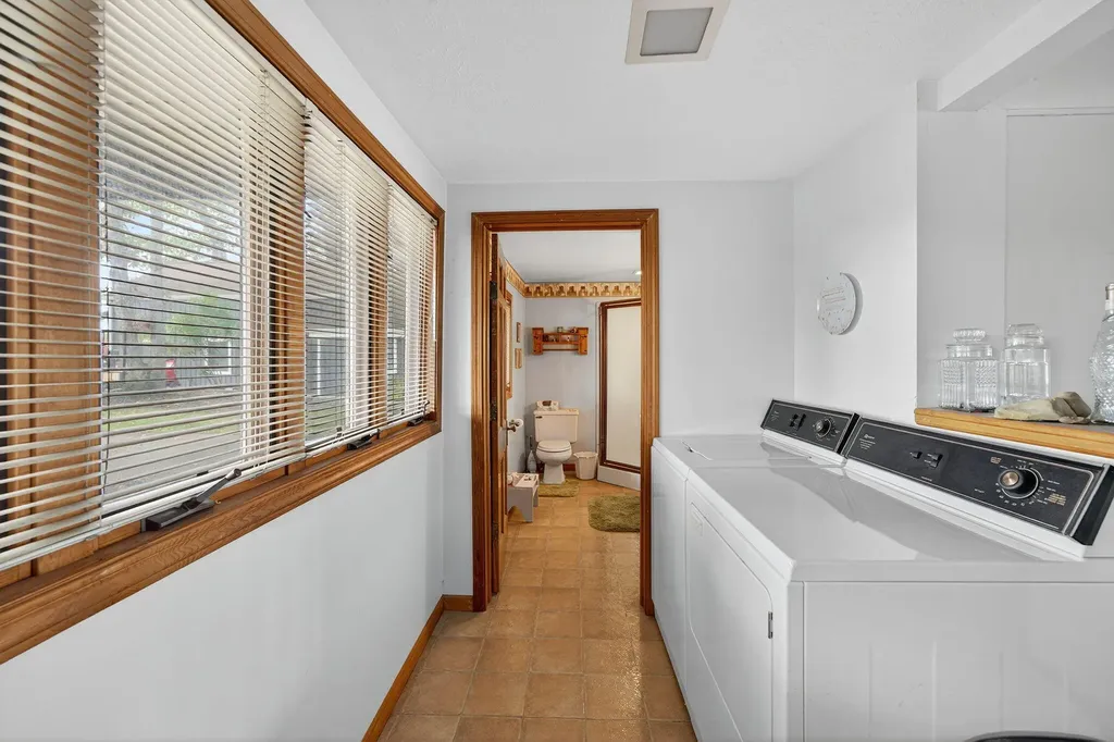 48168 70th Avenue Lawrence Township MI 49045