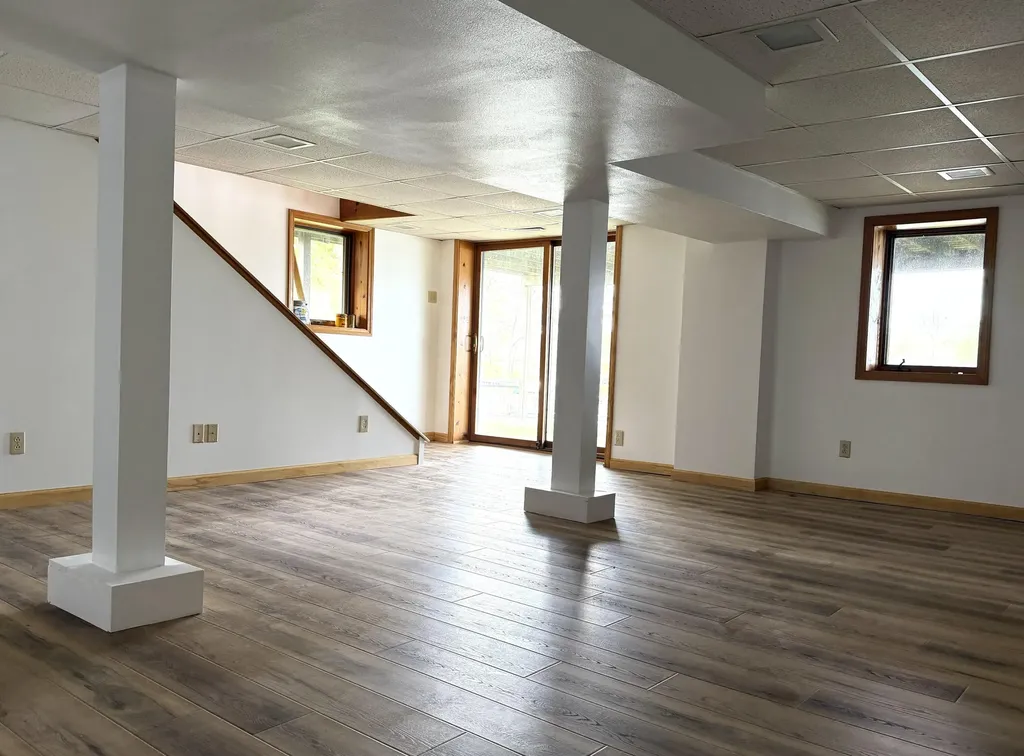 48168 70th Avenue Lawrence Township MI 49045
