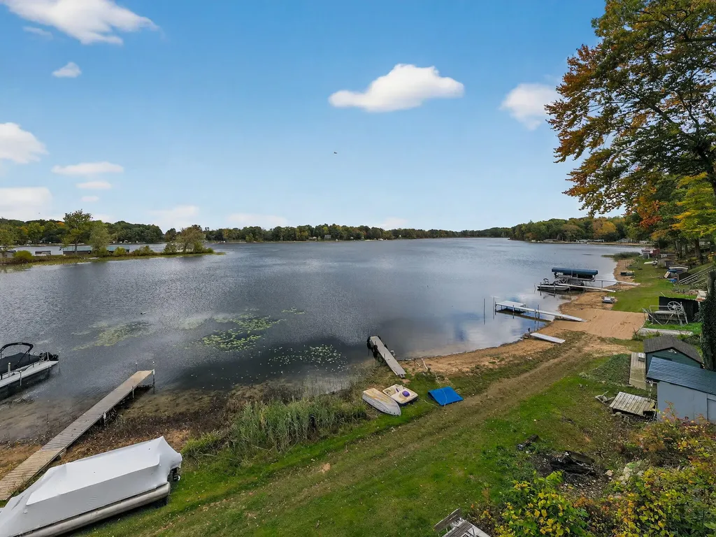 48168 70th Avenue Lawrence Township MI 49045