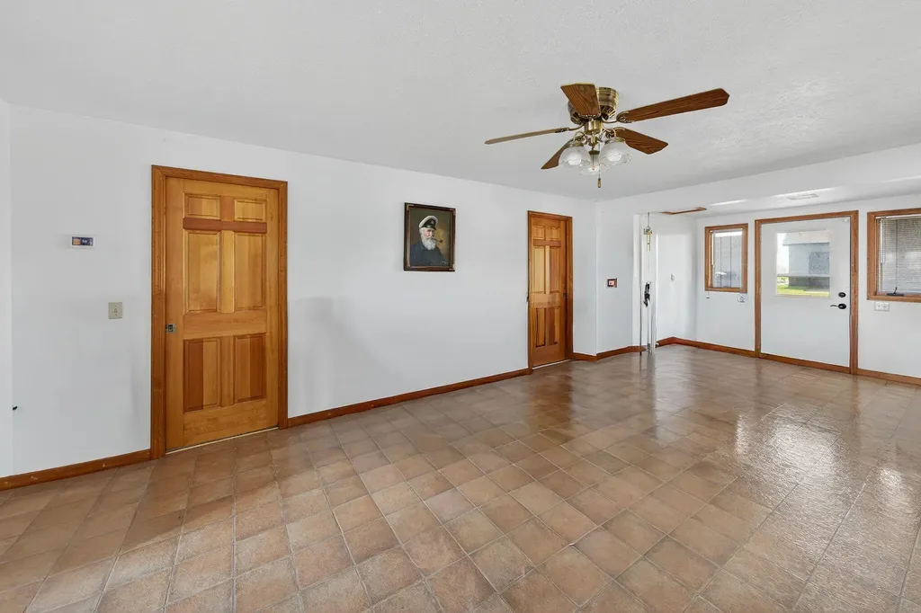 48168 70th Avenue Lawrence Township MI 49045