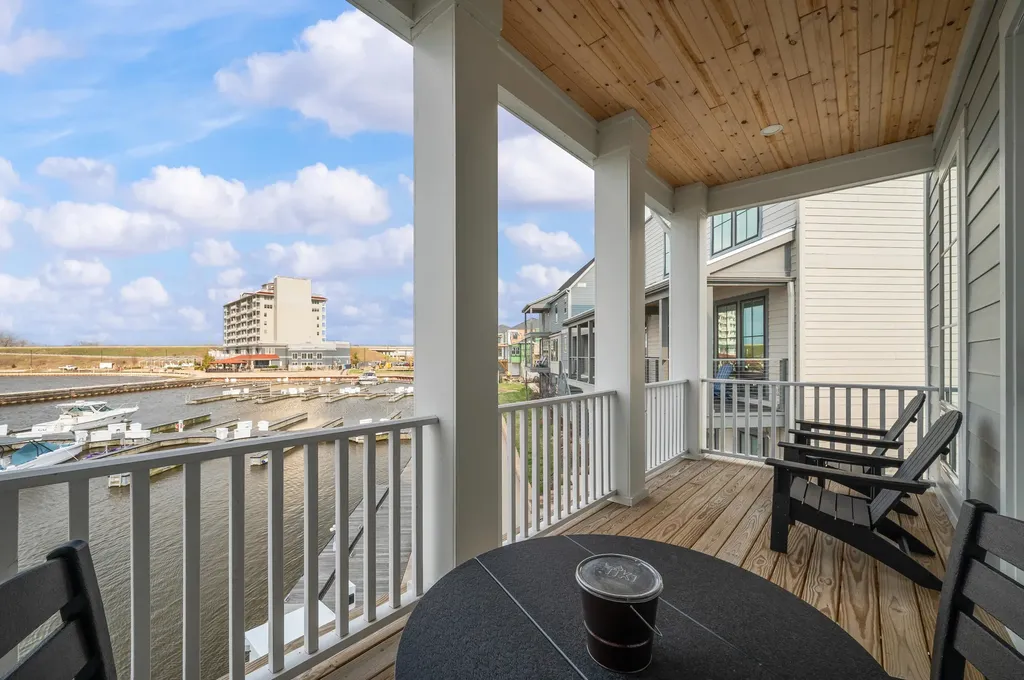 152 Mariners Cove St. Joseph City MI 49085