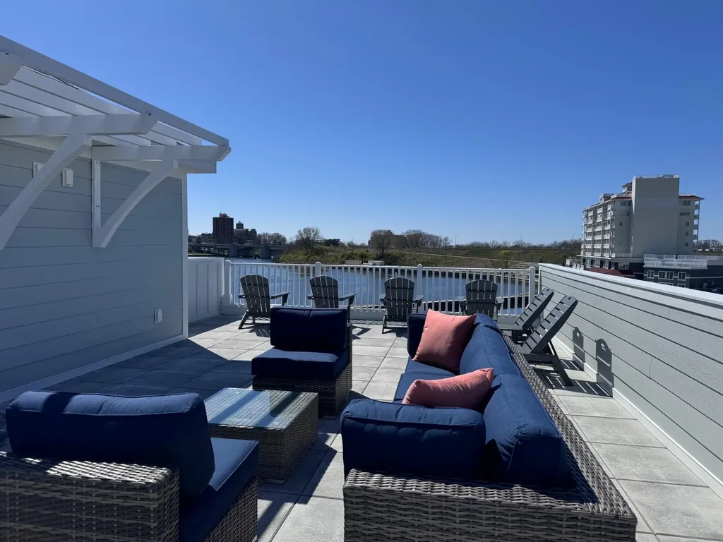 152 Mariners Cove St. Joseph City MI 49085