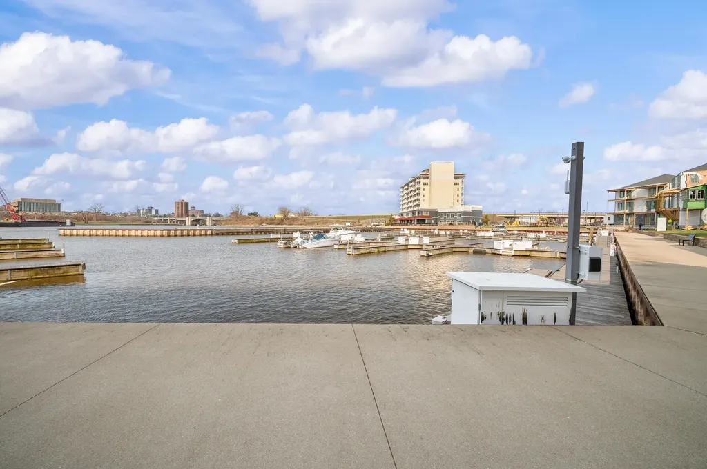 152 Mariners Cove St. Joseph City MI 49085