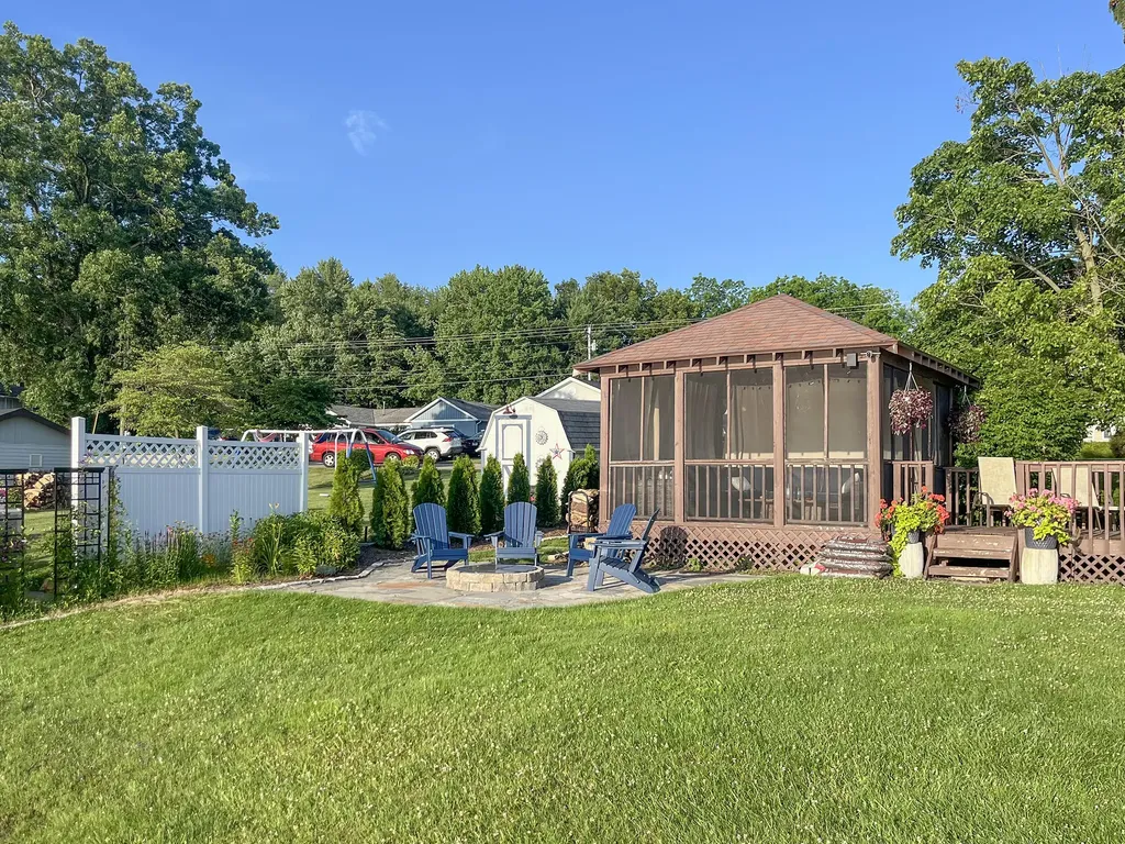 70649 Sunset Boulevard Porter Township MI 49130