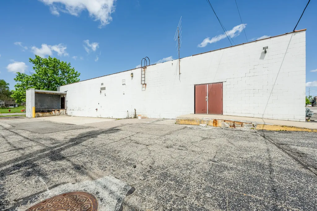 102 Park Place Dowagiac City MI 49047