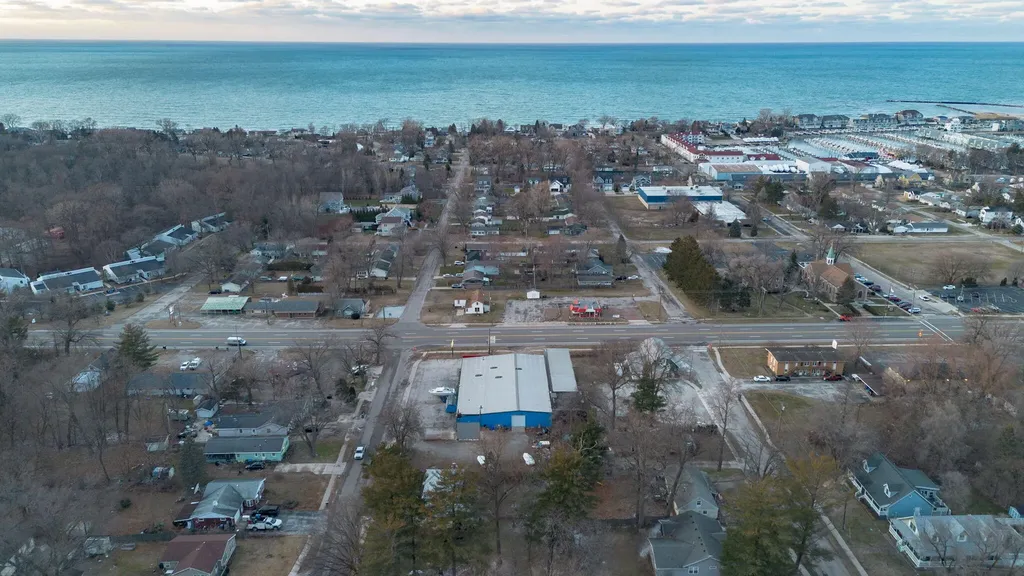 819 W Buffalo Street New Buffalo City MI 49117