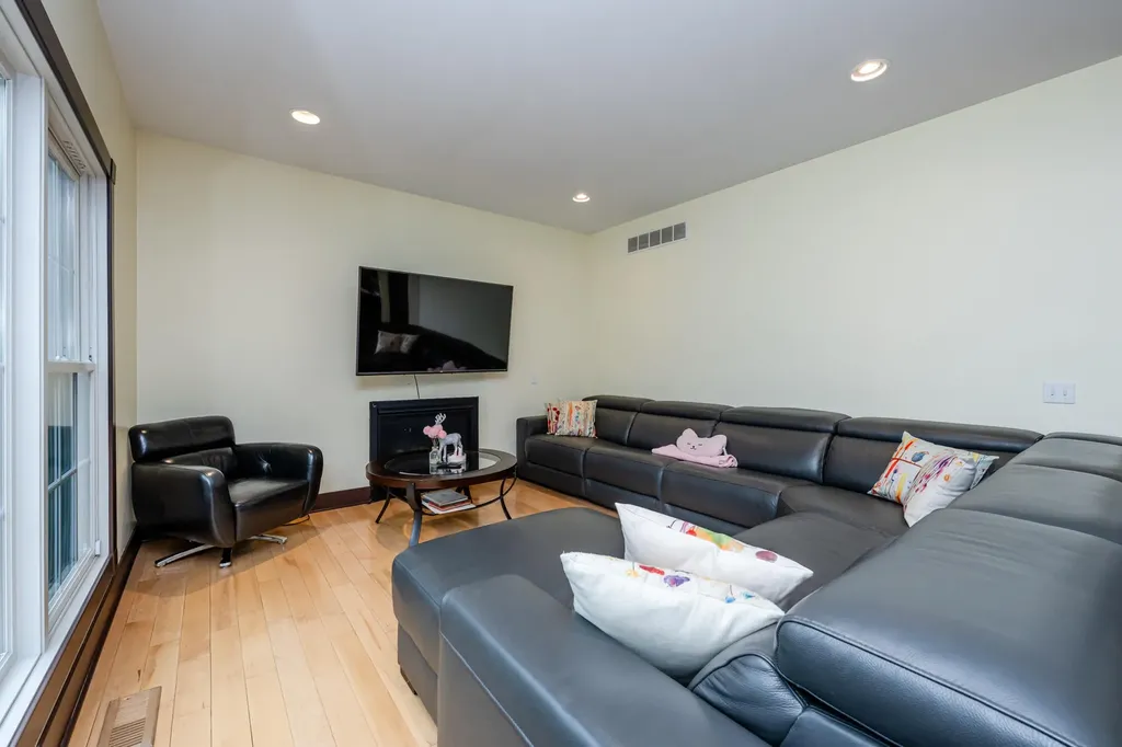 2651 Jefferson Drive Lincoln Charter Township MI 49127