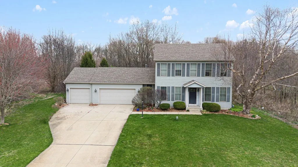 2233 Suncrest Breeze Oronoko Charter Township MI 49103