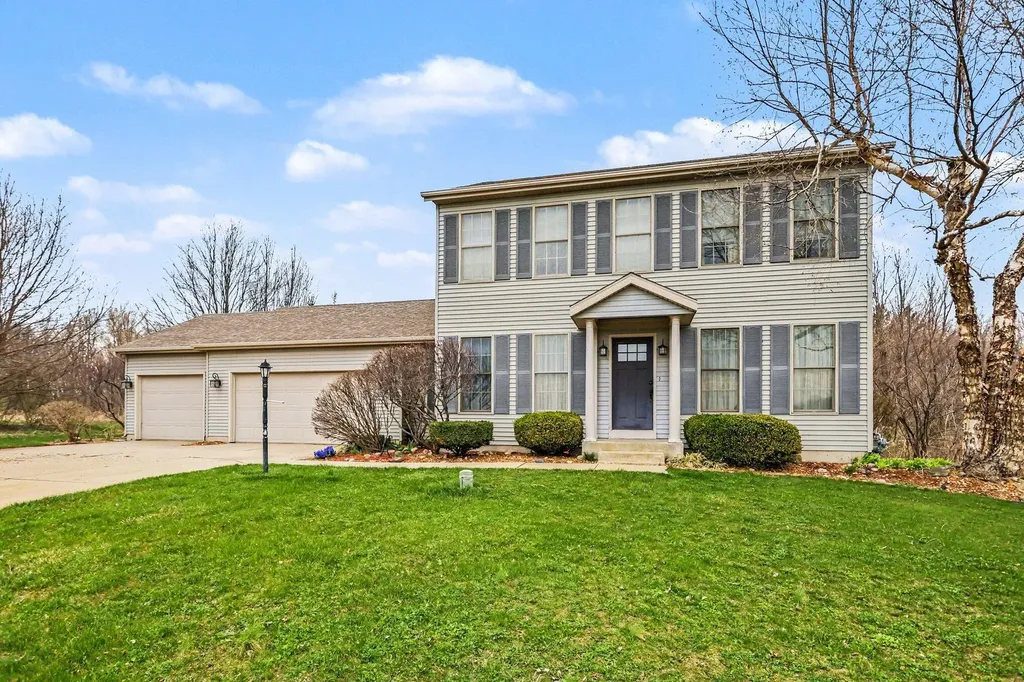 2233 Suncrest Breeze Oronoko Charter Township MI 49103