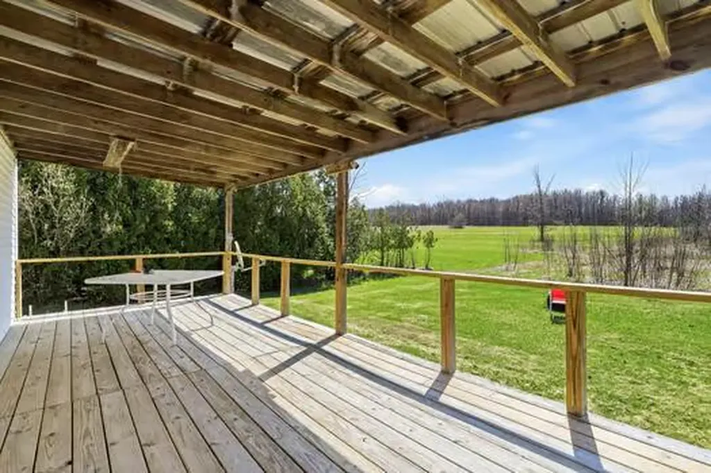 68715 66th Avenue Hartford Township MI 49098