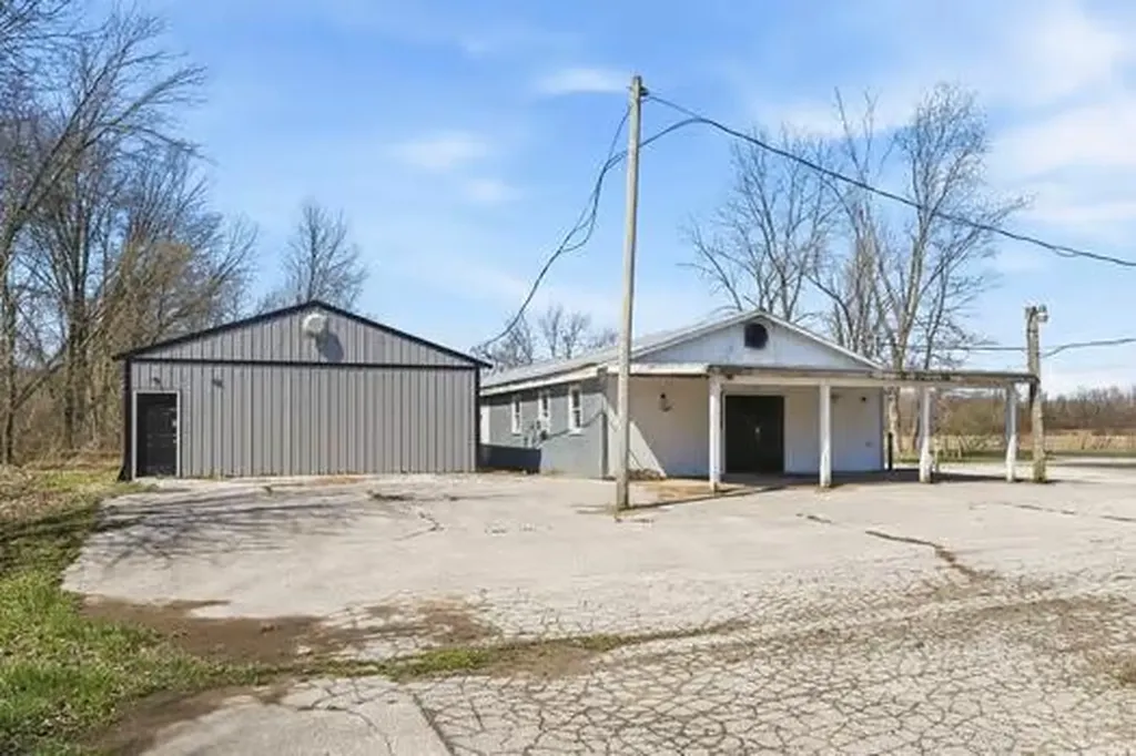 68715 66th Avenue Hartford Township MI 49098