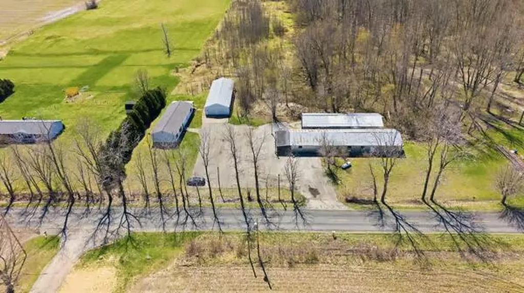 68715 66th Avenue Hartford Township MI 49098
