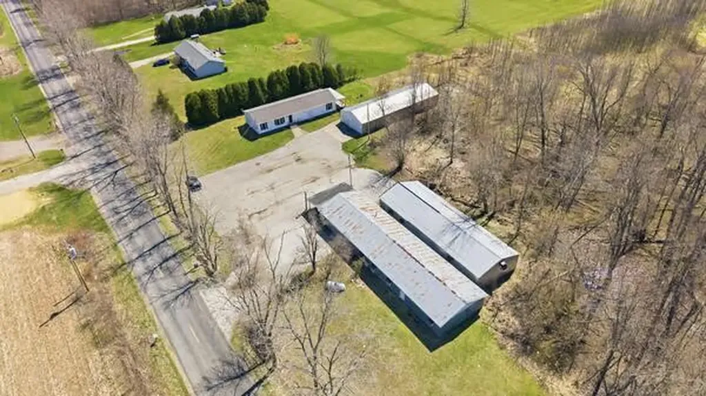 68715 66th Avenue Hartford Township MI 49098
