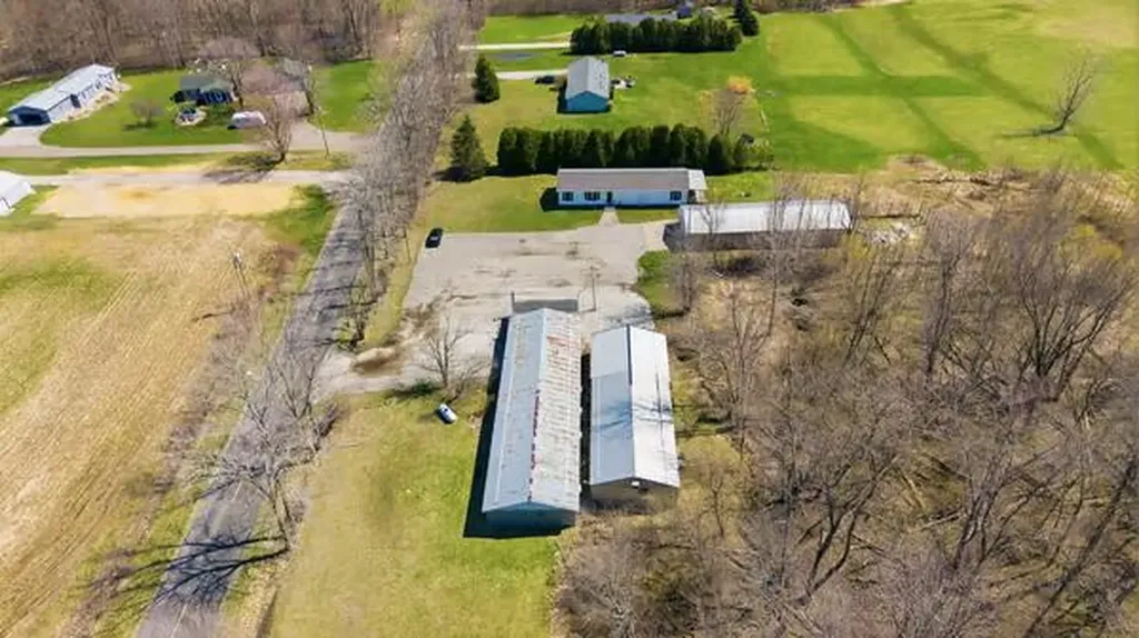 68715 66th Avenue Hartford Township MI 49098