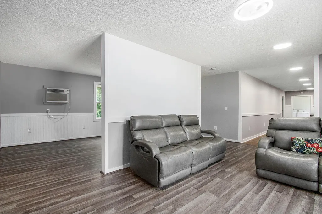 68715 66th Avenue Hartford Township MI 49098
