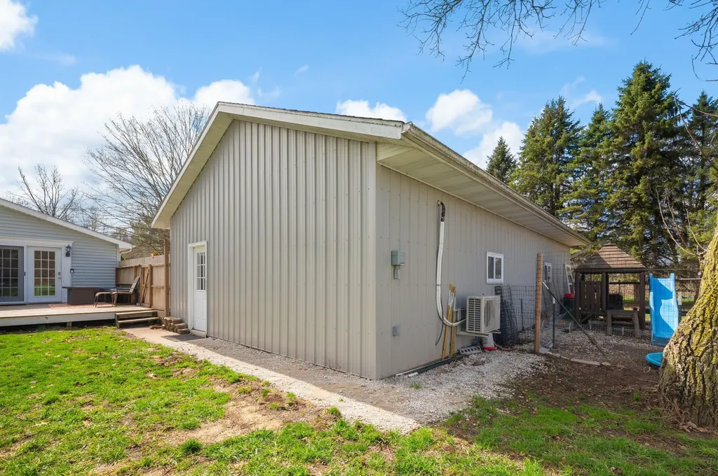 3017 Walton Road Niles Township MI 49107
