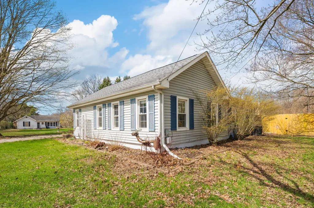3017 Walton Road Niles Township MI 49107