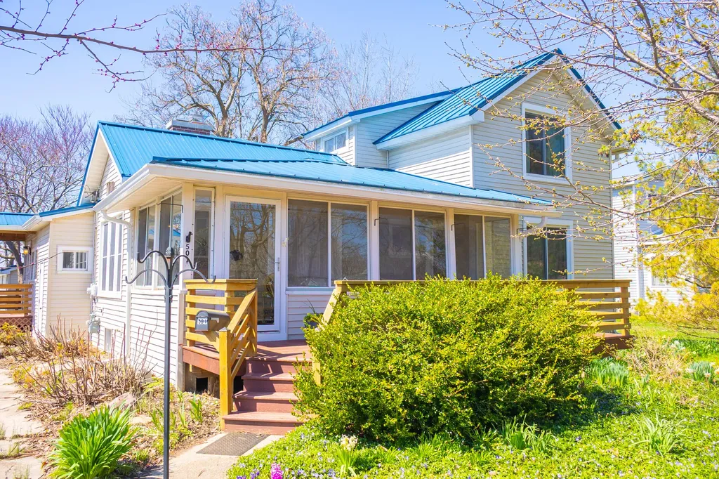 501 N Elm Street Three Oaks Village MI 49128