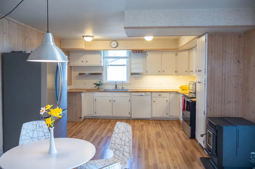 501 N Elm Street Three Oaks Village MI 49128