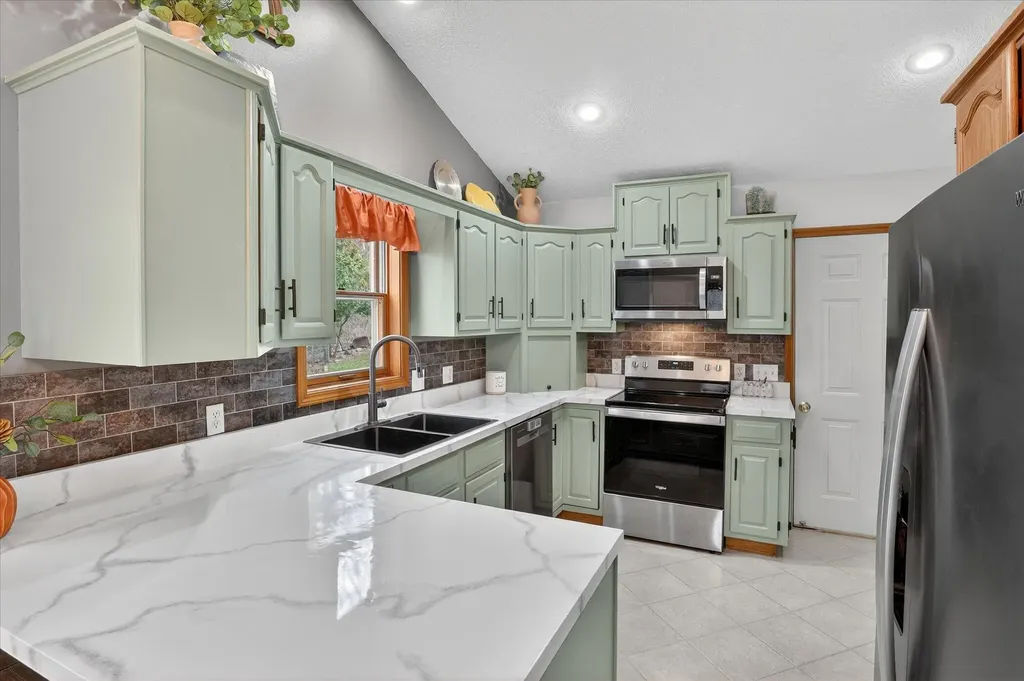 3652 Sawyer Road Weesaw Township MI 49125
