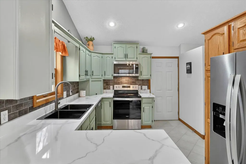 3652 Sawyer Road Weesaw Township MI 49125