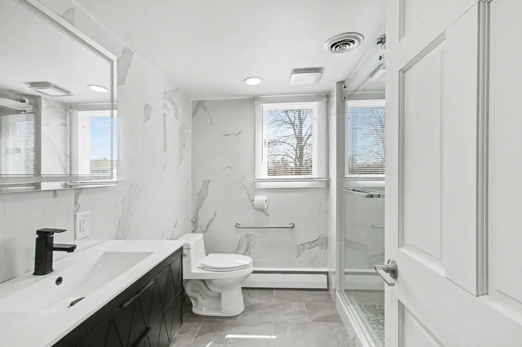 04950 Cecilia Drive South Haven Charter Township MI 49090
