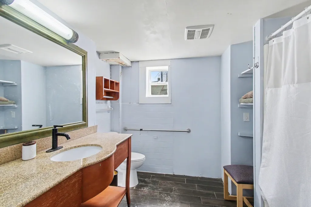 04950 Cecilia Drive South Haven Charter Township MI 49090