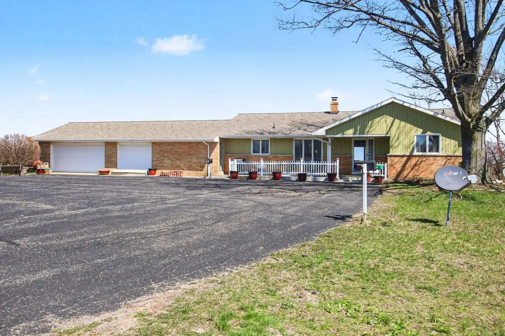 04950 Cecilia Drive South Haven Charter Township MI 49090