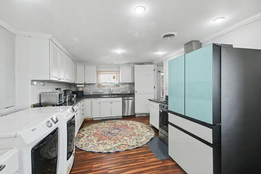 04950 Cecilia Drive South Haven Charter Township MI 49090