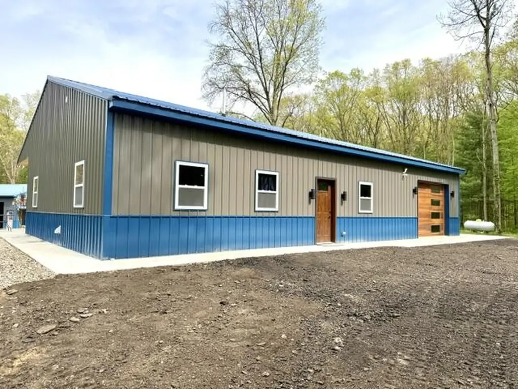 53815 Glenwood Road Wayne Township MI 49047