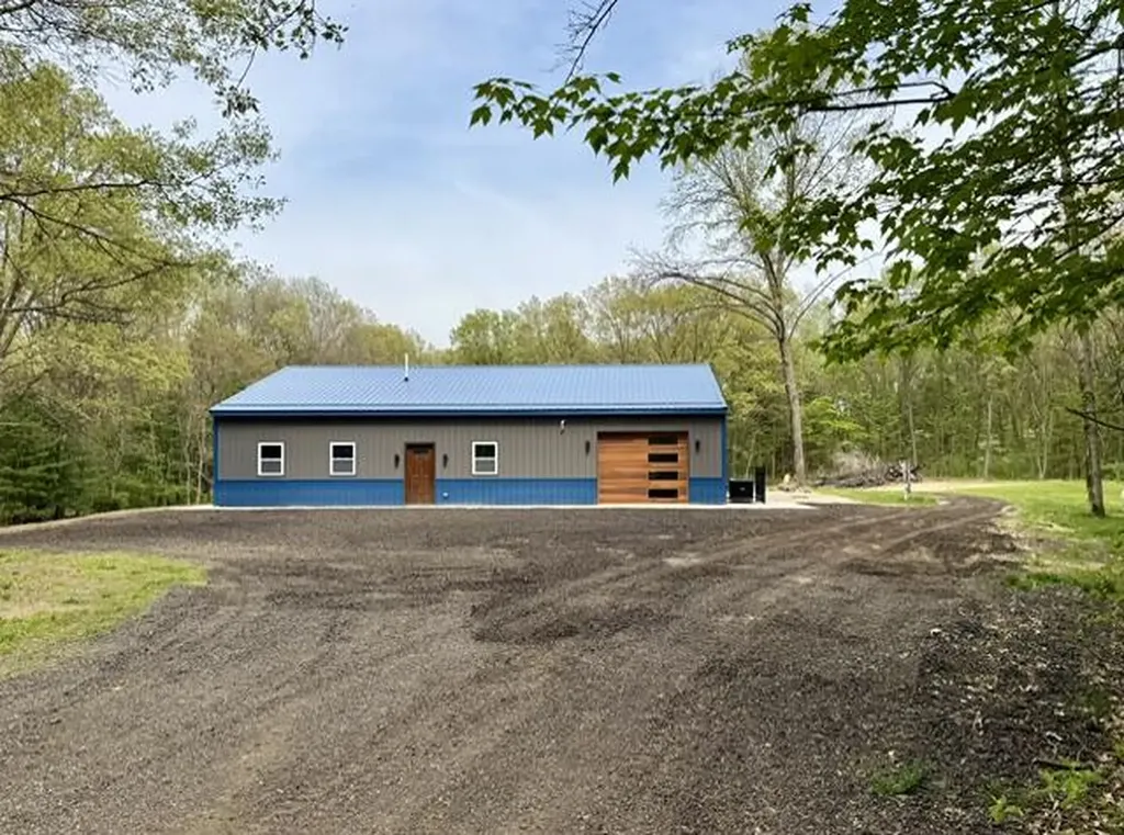 53815 Glenwood Road Wayne Township MI 49047