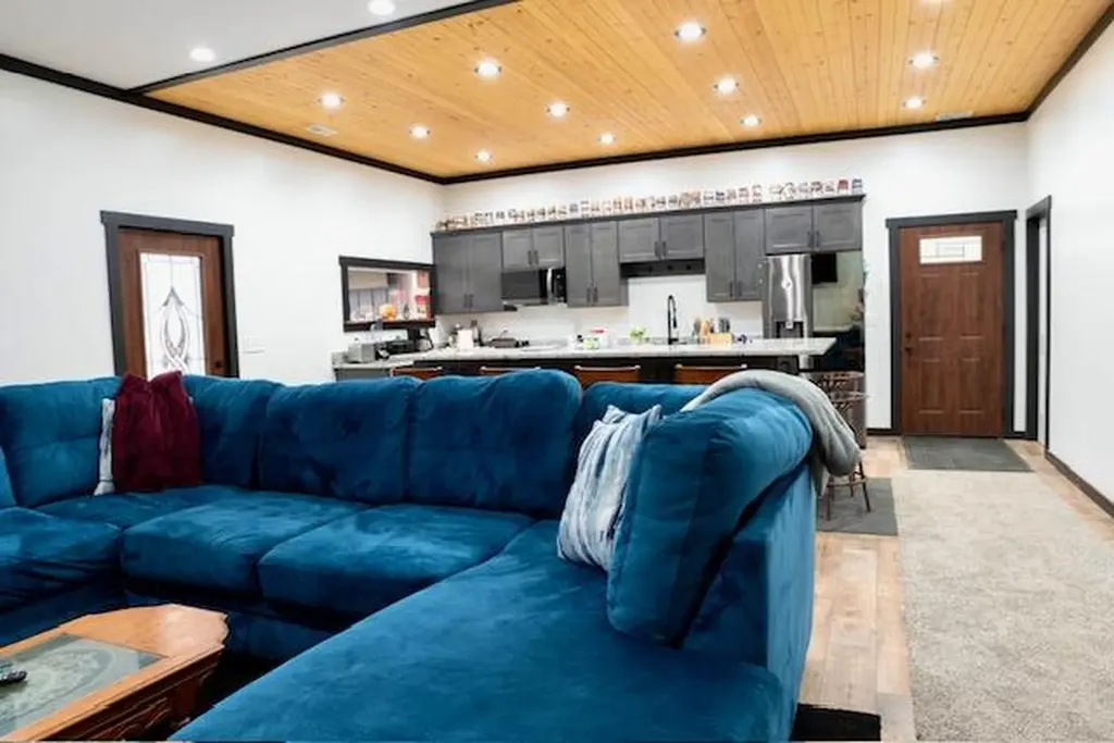 53815 Glenwood Road Wayne Township MI 49047