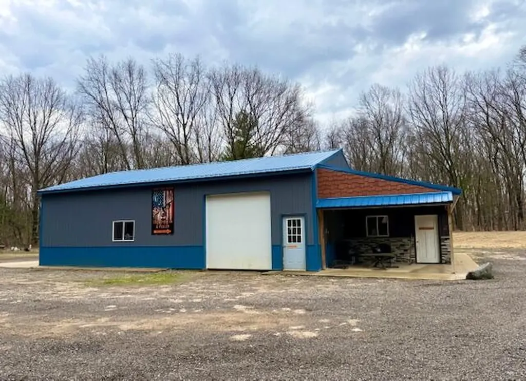 53815 Glenwood Road Wayne Township MI 49047