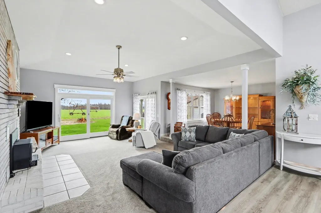 48379 Hill Drive Lawrence Township MI 49045