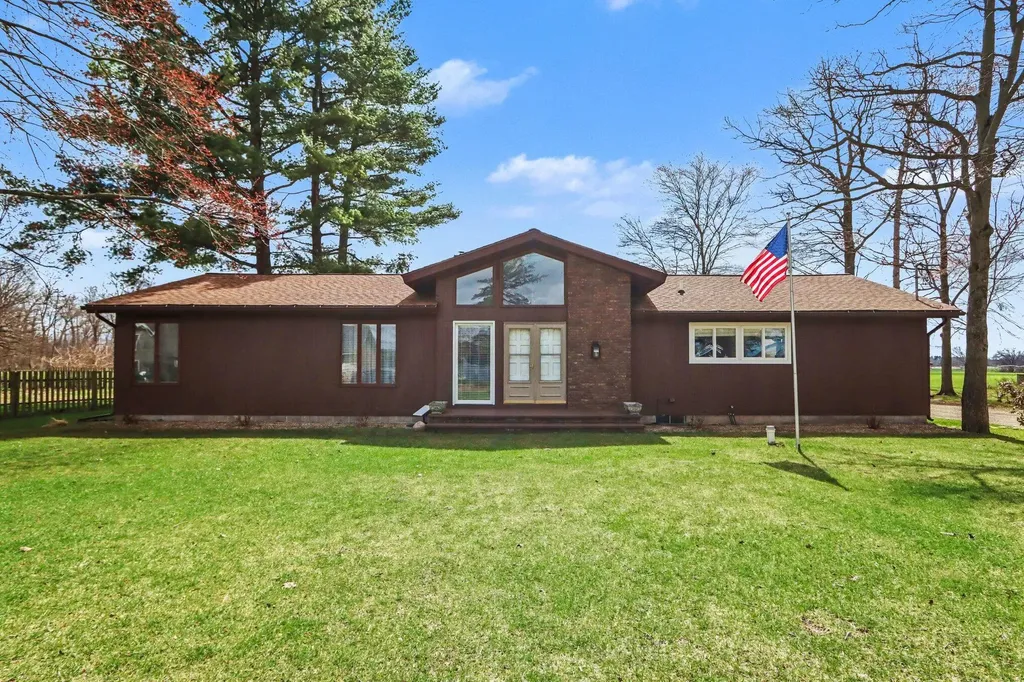 48379 Hill Drive Lawrence Township MI 49045