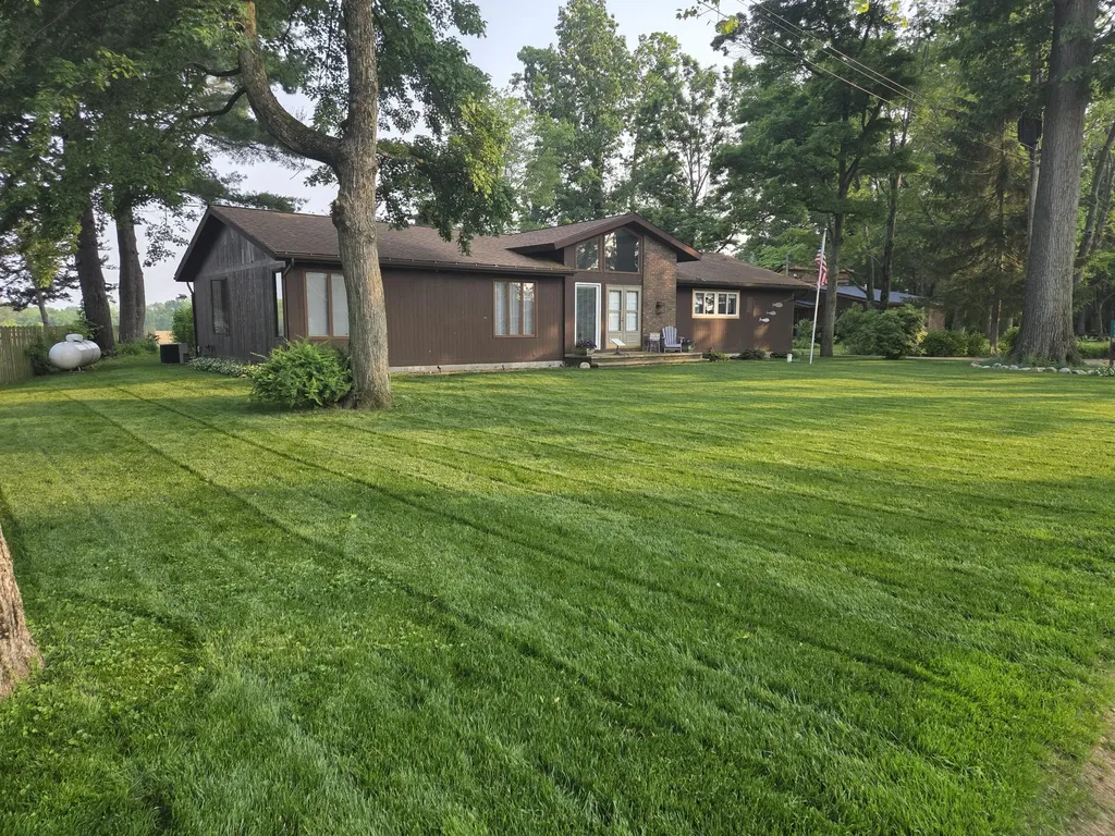 48379 Hill Drive Lawrence Township MI 49045